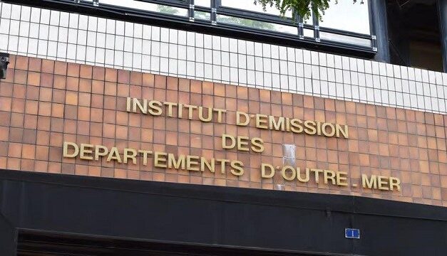 Surendettement des ménages en outre-mer : baisse significative en 2020 due au covid