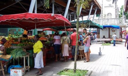 Les commerces s’excentrent vers des zones moins dotées
