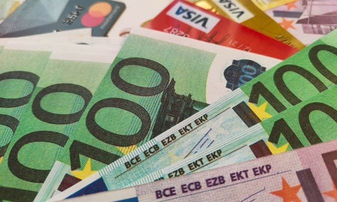 Moyens de paiement : les espèces font de la résistance